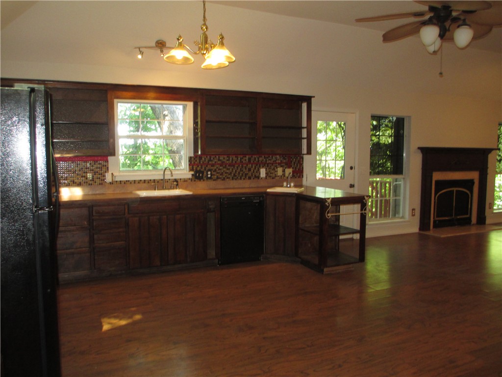 Unit 11 Holiday Island - Residential