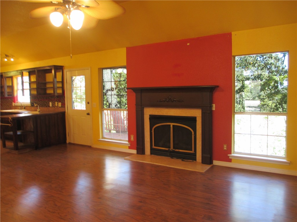 Unit 11 Holiday Island - Residential