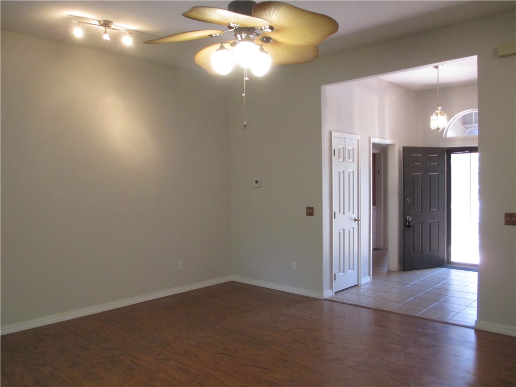 Unit 11 Holiday Island - Residential