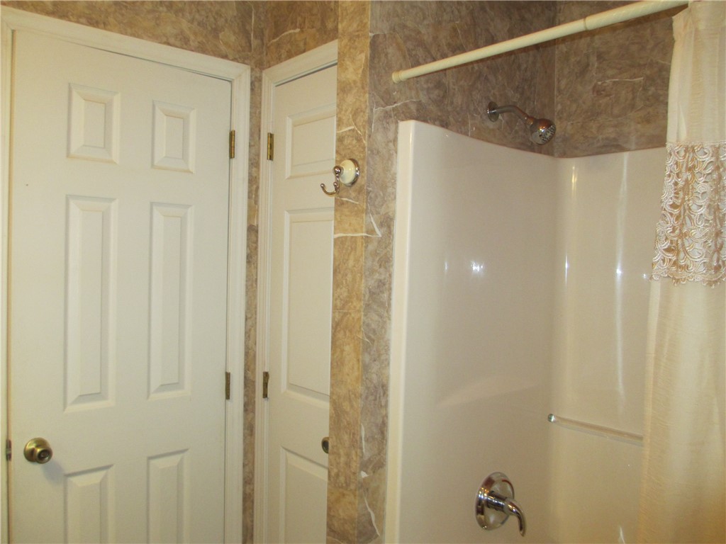 Unit 11 Holiday Island - Residential