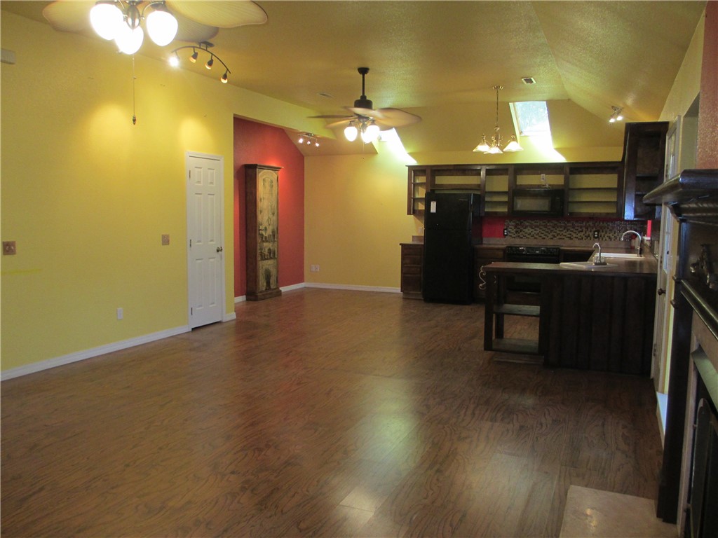 Unit 11 Holiday Island - Residential