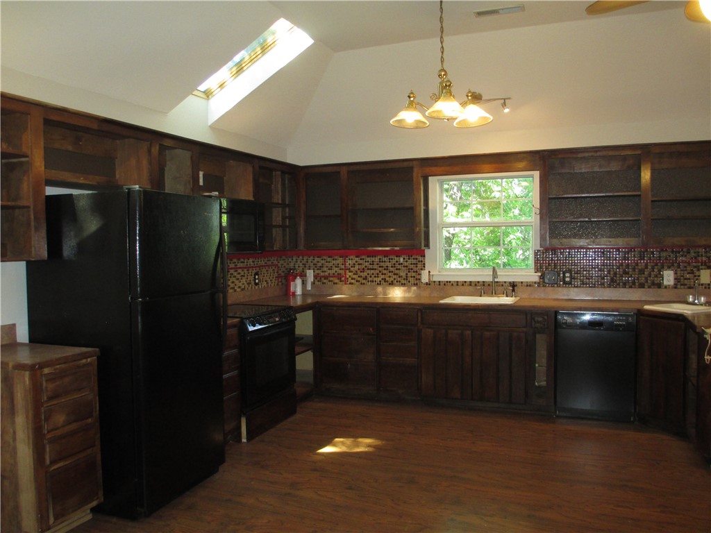 Unit 11 Holiday Island - Residential
