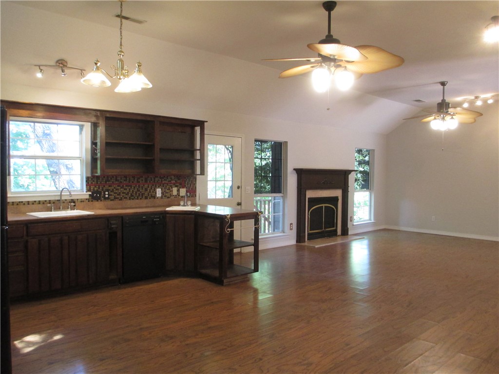 Unit 11 Holiday Island - Residential