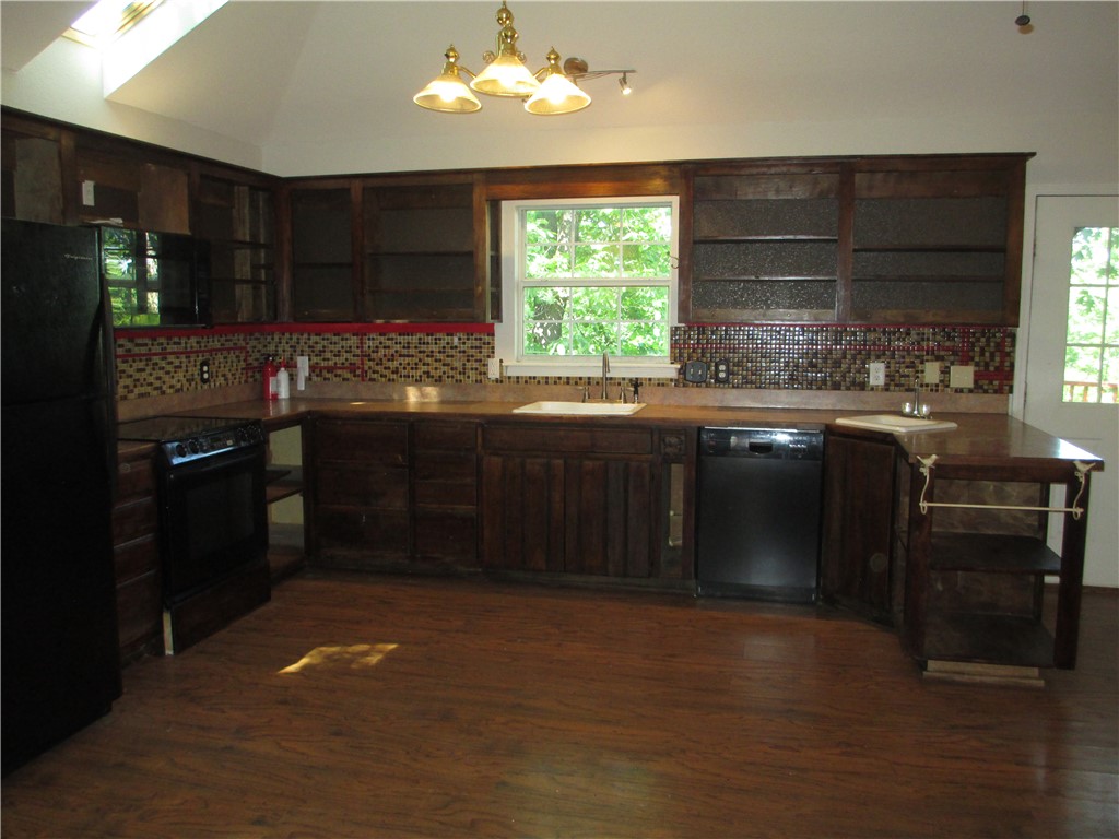 Unit 11 Holiday Island - Residential