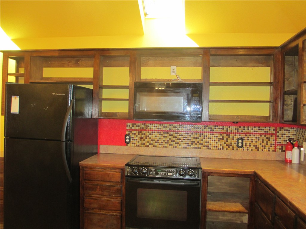 Unit 11 Holiday Island - Residential