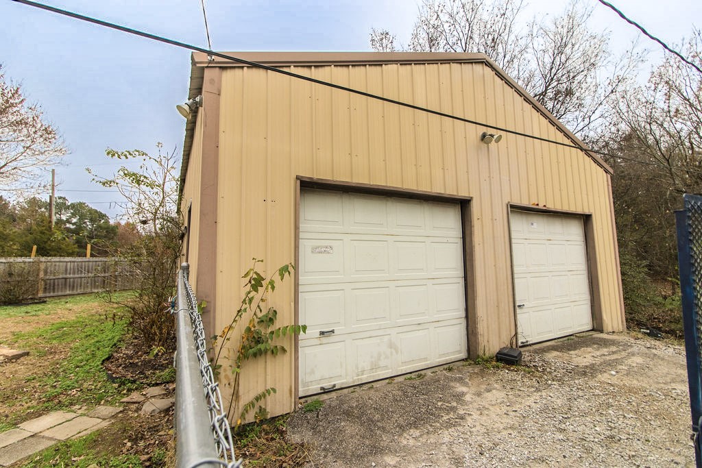 SUBURBAN HOMES S/D - Residential