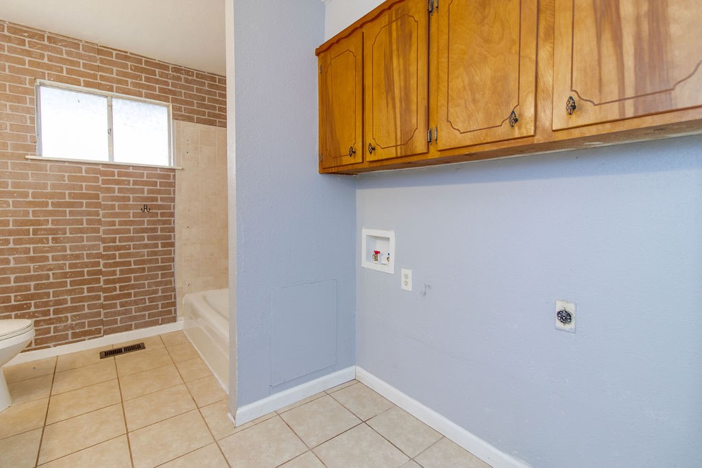 SUBURBAN HOMES S/D - Residential