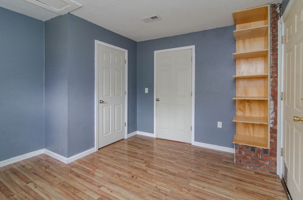 SUBURBAN HOMES S/D - Residential