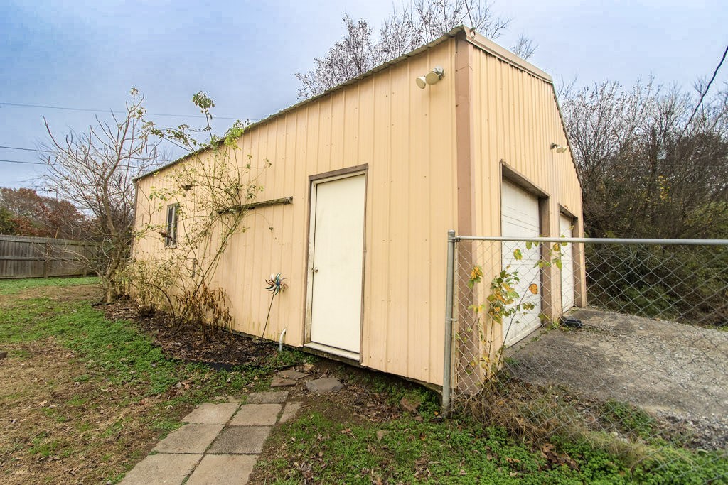 SUBURBAN HOMES S/D - Residential