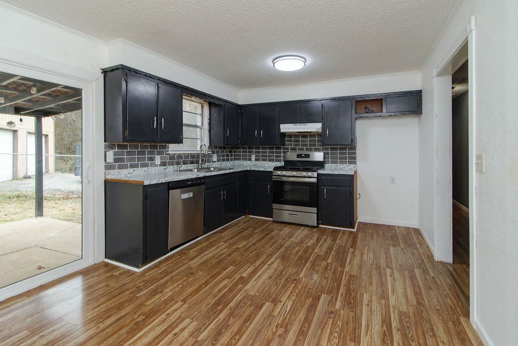 SUBURBAN HOMES S/D - Residential