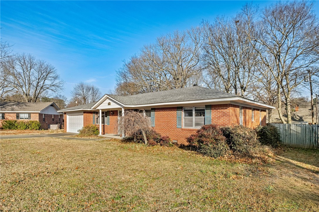 Robin Wood - Residential