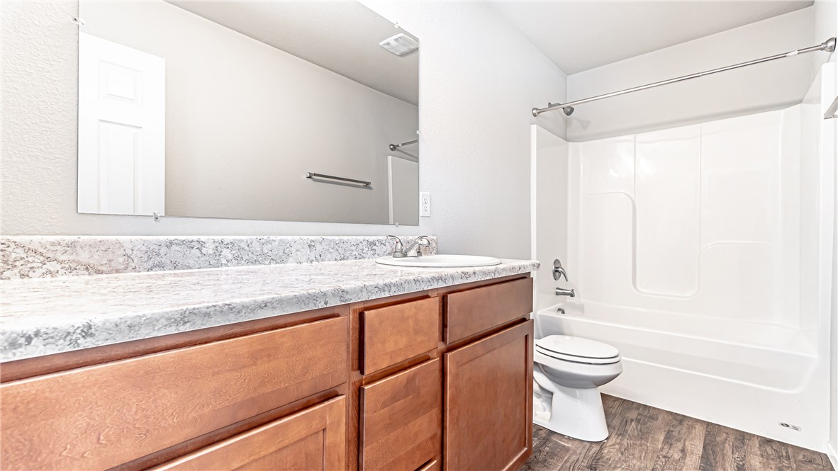 Coves Ph III - Residential Lease