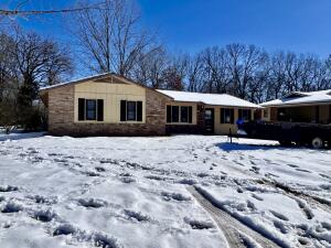 This home is a fantastic opportunity for someone ready to make it their own. Offering 1,520 sq. ft. of space with 1.5 bathrooms, multiple bedrooms, and a spacious lot, there's plenty of potential here for updates and improvements.Conveniently located near Exit 94 off I-40, you'll enjoy easy access to schools, parks, and all the amenities Atkins has to offer--all in a quiet, welcoming neighborhood.Come see the potential this property holds and imagine how it can work for you! Schedule a showing today.