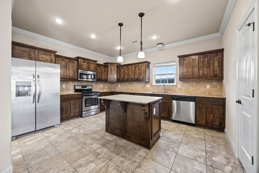 Rupple Row Sub - Residential Lease