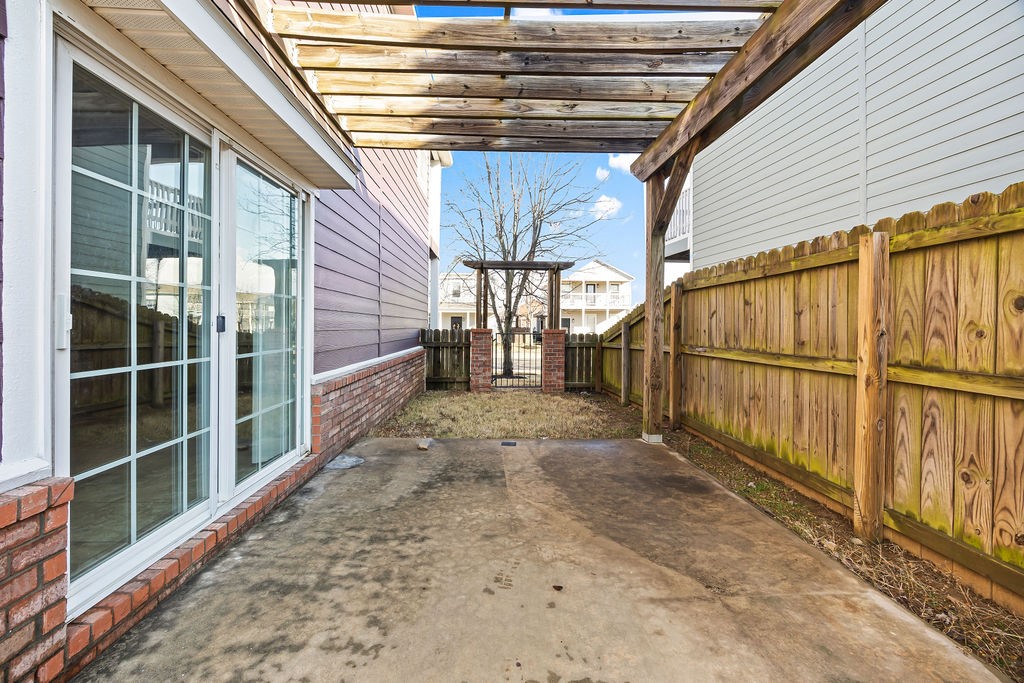 Rupple Row Sub - Residential Lease