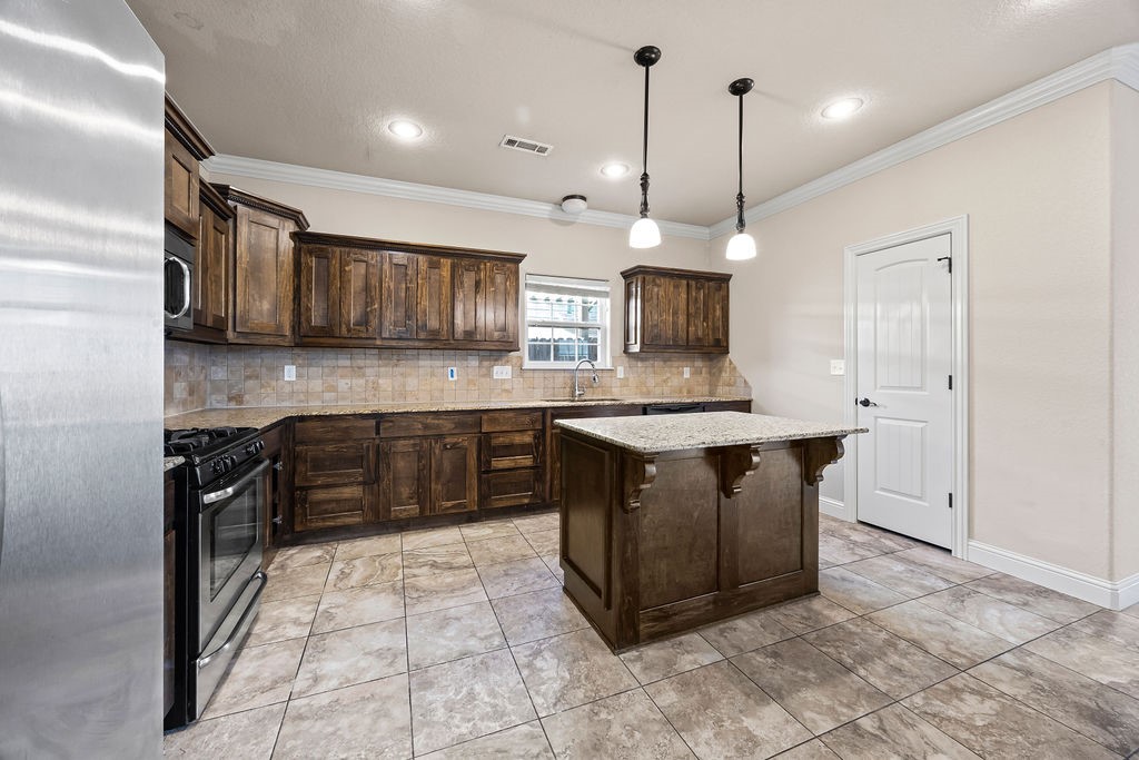 Rupple Row Sub - Residential Lease