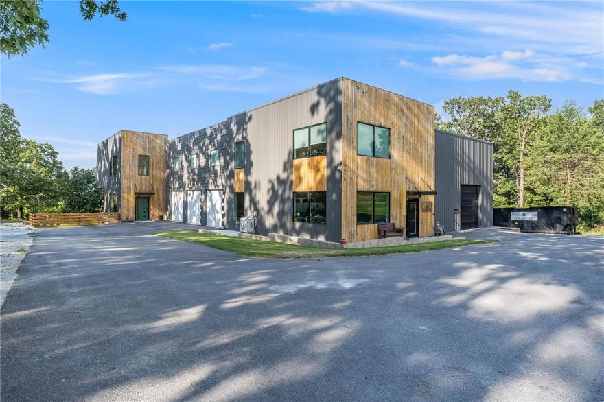 This unique property offers a beautiful opportunity for both work and living space in one. Designed with versatility in mind, it features four large roll-up doors, high ceilings, and modern LED lighting, making it
ideal for contractors, small business owners, or anyone needing functional workspace with room to grow. Inside, the property offers a living space with 2 bedrooms, 6 bathrooms. A spacious yard also provides ample outdoor storage for equipment or vehicles.

4 roll-up doors.
High ceilings & LED lighting.
Yard for equipment storage.
2 bedrooms, 6 bathrooms.
Full modern kitchen.
3-5 min to Hwy 72 & 279 N.