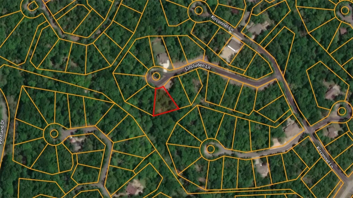 Great lot location close to Branchwood Recreation area, equipt with tennis courts, indoor pool, playground, etc. Also close by to other recreation areas with outdoor pools, other courts, bike trails and so much more! Fine dining nearby! Convientient location close to I49 making it easy to get to popular Bentonville sights like Crystal Bridges, Downtown Bentonville, the Amazeum, Compton Gardens, The Momentary, etc! Travel further south to Fayetteville to enjoy Arkansas Razorback games and more! NWA is a great place to live and invest your future in, come see what we have to offer!