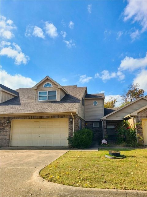 Photo of 1020 W Cypress Street 2 #2, Rogers, AR 72756 (MLS # 1331221)