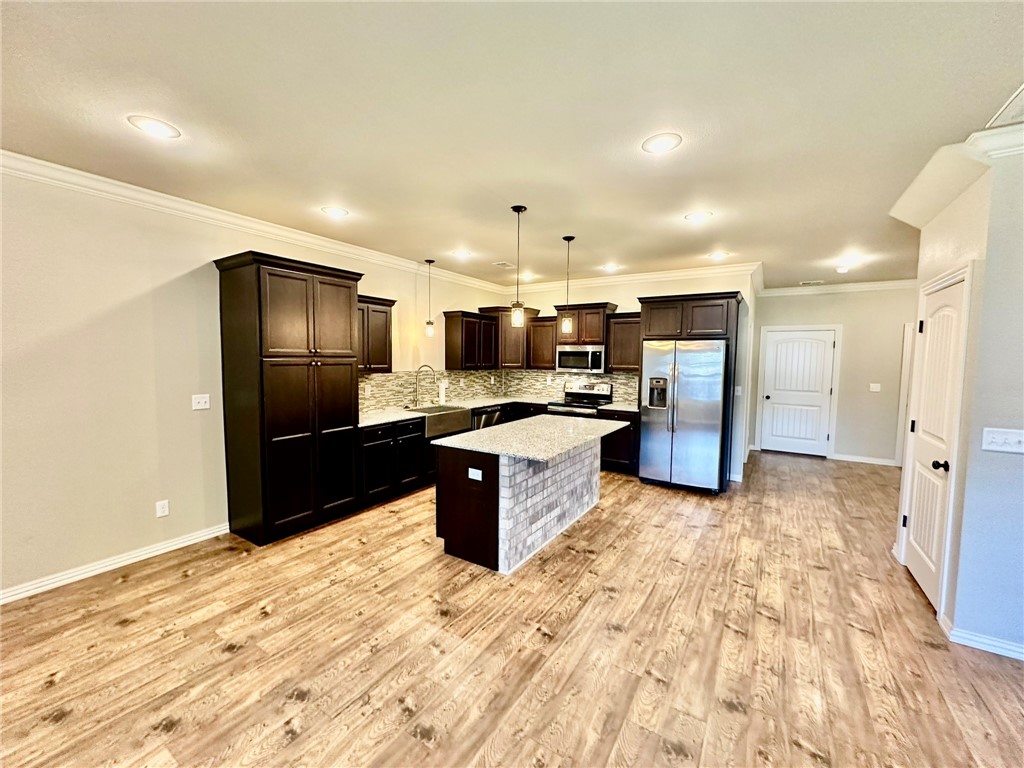 LONGWITH ADD PH II - Residential Lease