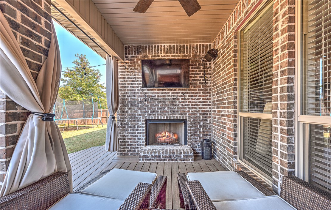 Woods Creek - Residential