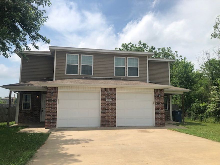 3-bedroom, 2 full bath, 1 car garage duplex - All kitchen appliances and washer/dryer set included - Granite countertops - Vinyl plank flooring throughout - Privacy fenced backyard - Pets negotiable.