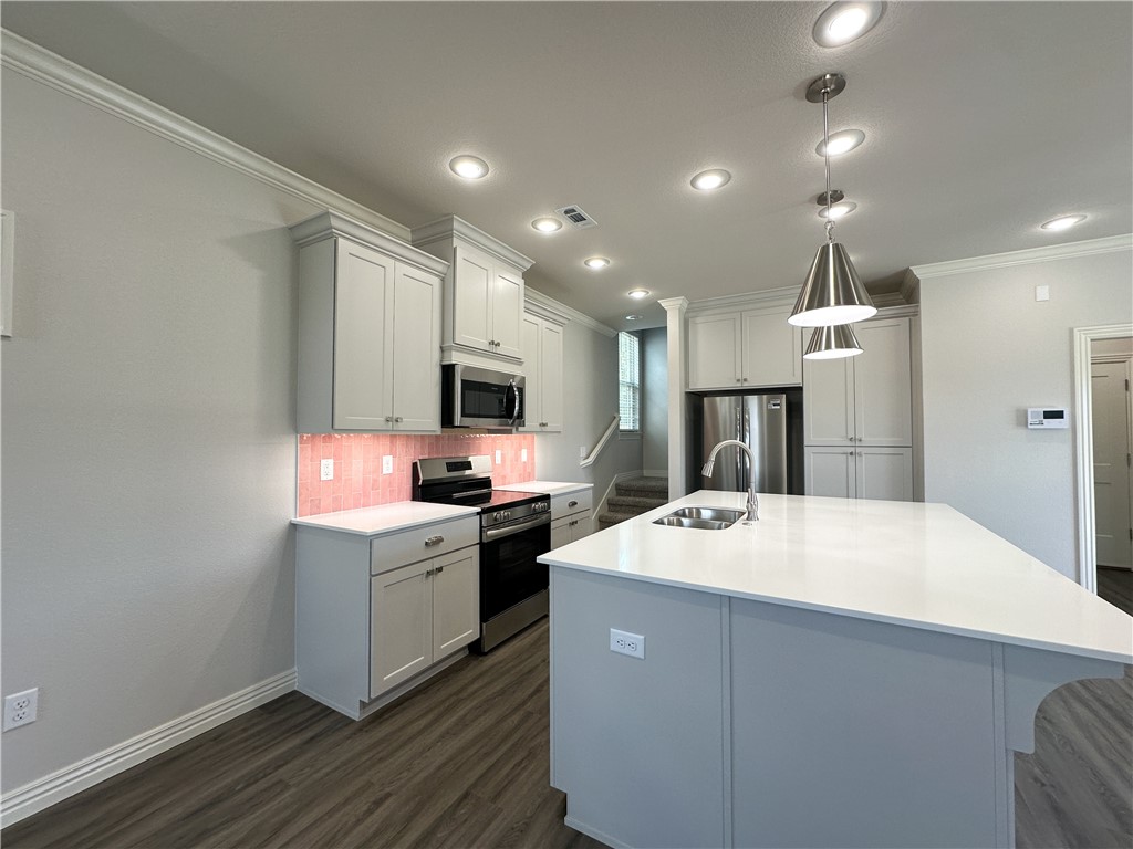 Towne West - Residential Lease
