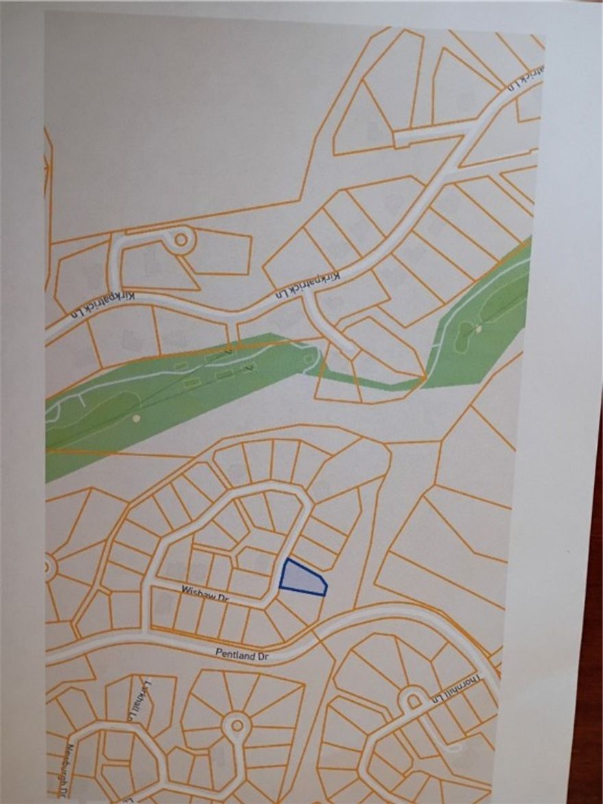 A very private & quiet area in a circle Rd neighborhood so no reason for thoroughfare. Just a few moments
from Highlands Golf course & pub. Branchwood Clubhouse w/ Gym, Swimming pool, pickle ball & Nature trail. Also close to boat ramp at Stoneykirk Dr. & Granton Park & boat ramp. Very close to I-49 Bypass to
Bentonville about 12 minutes. In my opinion very buildable with a finished walk out lower level.