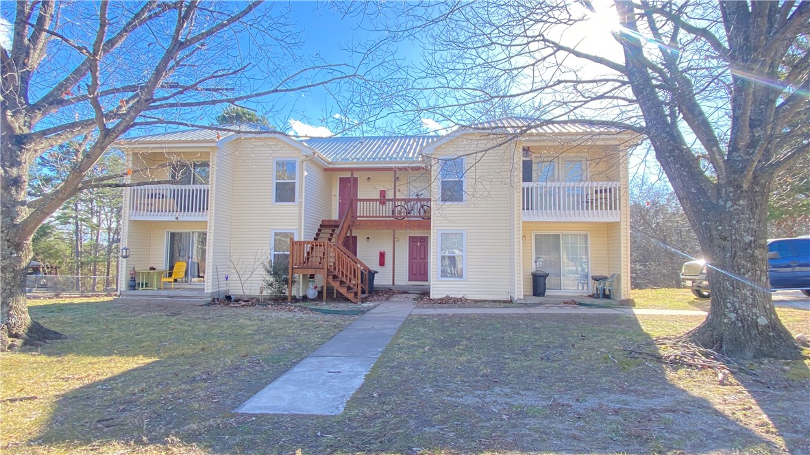 Great investment opportunity! These apartment buildings have continuously been well-maintained and have been remodeled as tenants move out. Priced to sell.
Please allow a 24-hour notice for showings to respect the tenants. Qualified buyers only.
