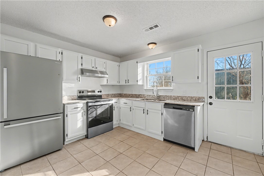 Carriage Square Sub Bentonville - Residential Income