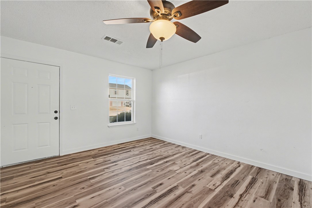 Carriage Square Sub Bentonville - Residential Income