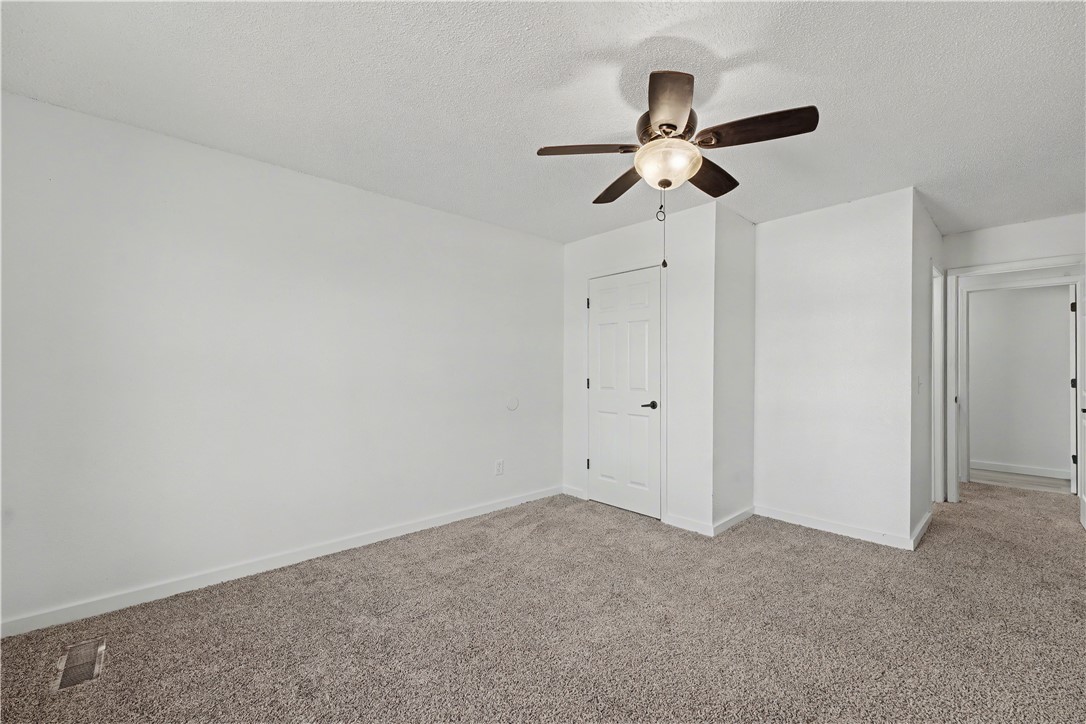 Carriage Square Sub Bentonville - Residential Income