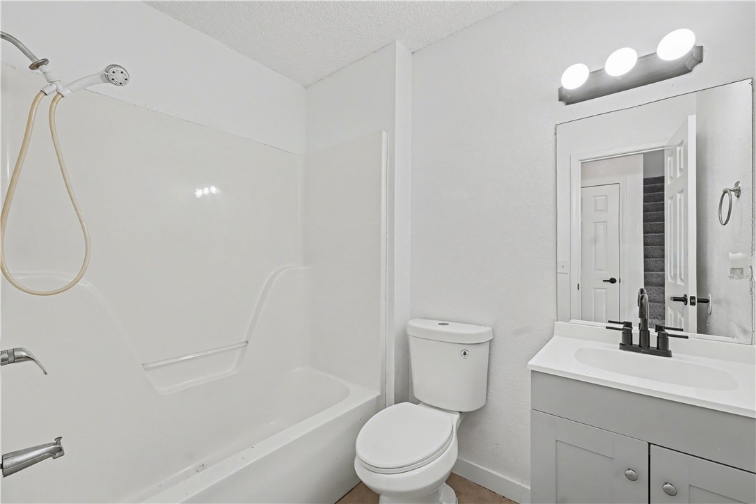 Carriage Square Sub Bentonville - Residential Income