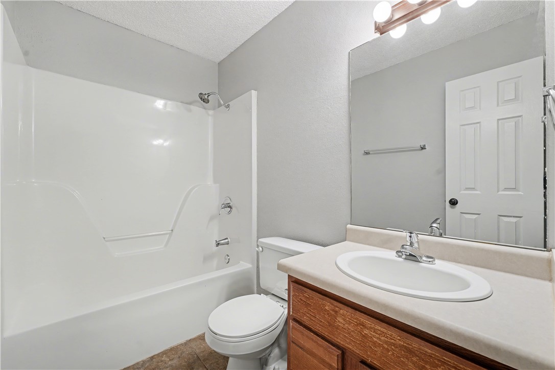 Carriage Square Sub Bentonville - Residential Income