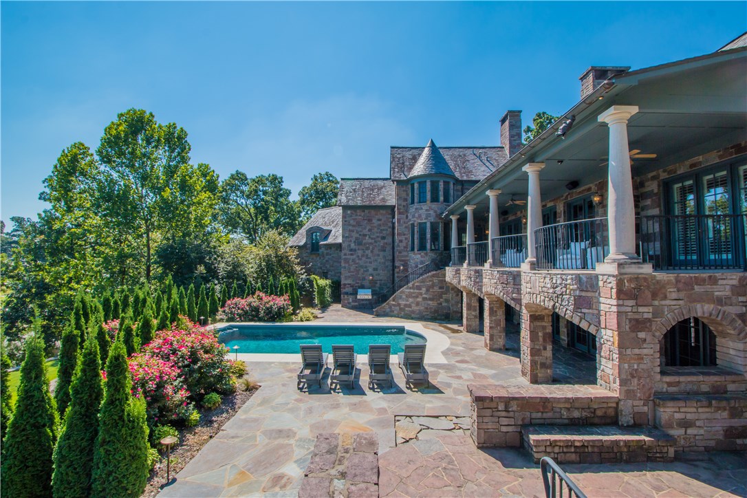 Pinnacle - Residential