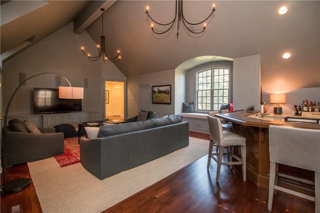 Pinnacle - Residential