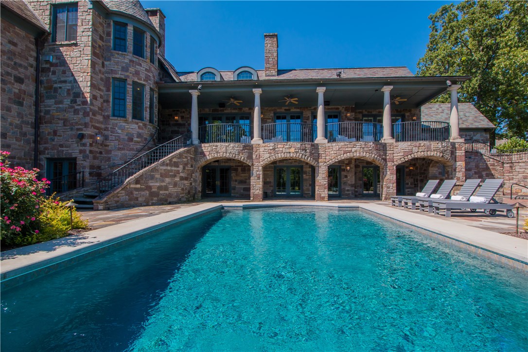 Pinnacle - Residential