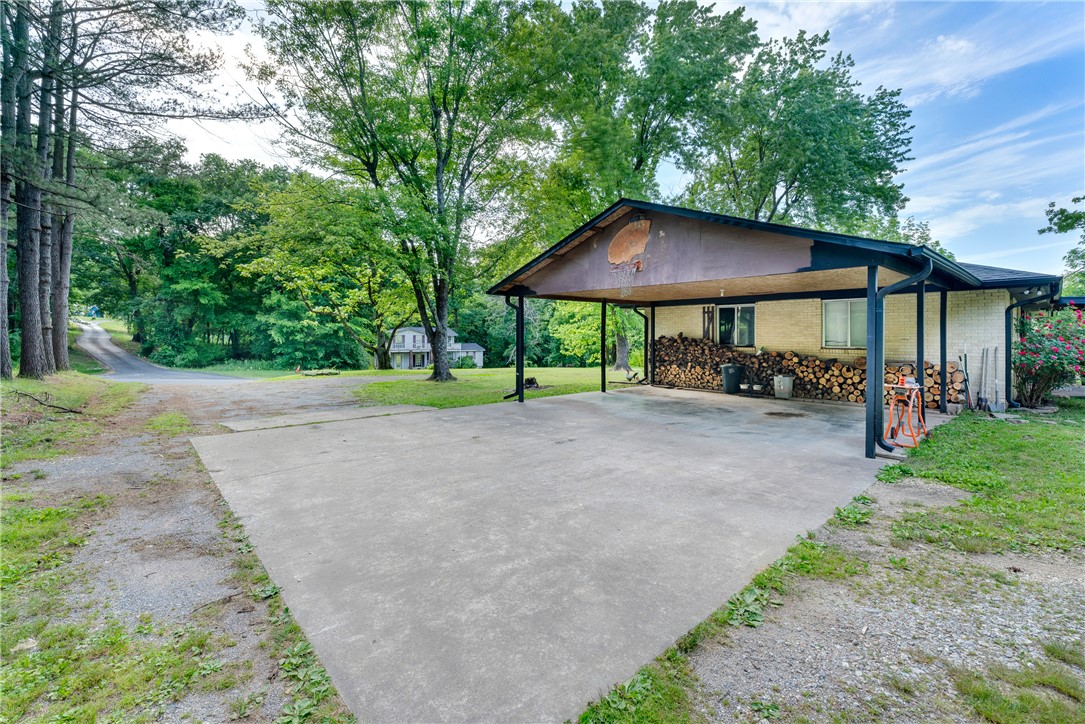 Tontitown Outlots - Residential