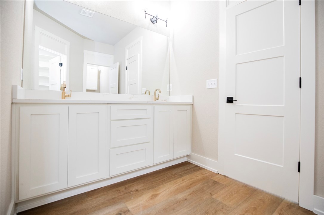 Lost Bridge VIllage - Residential