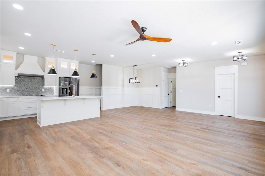 Lost Bridge VIllage - Residential