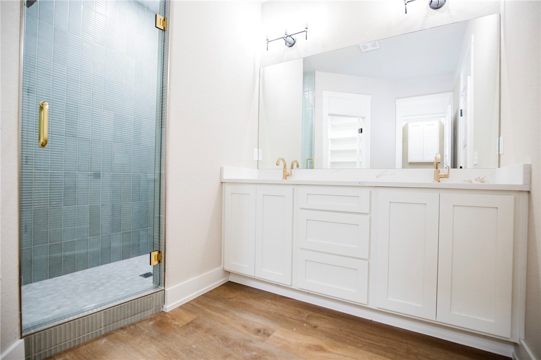 Lost Bridge VIllage - Residential