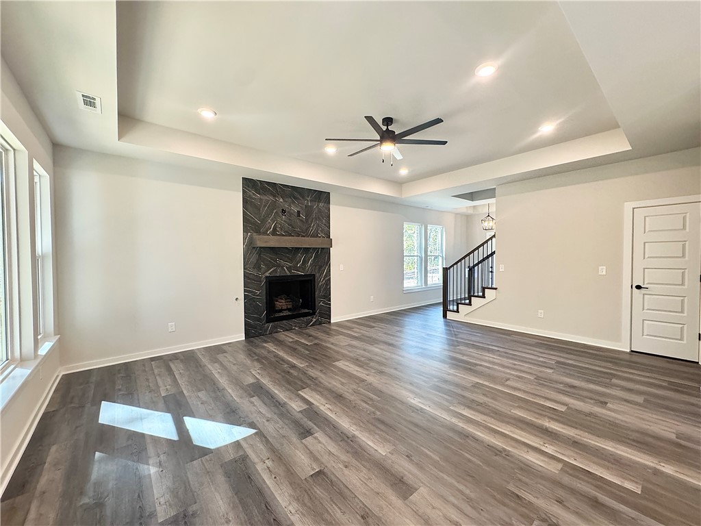 Bankfoot - Residential