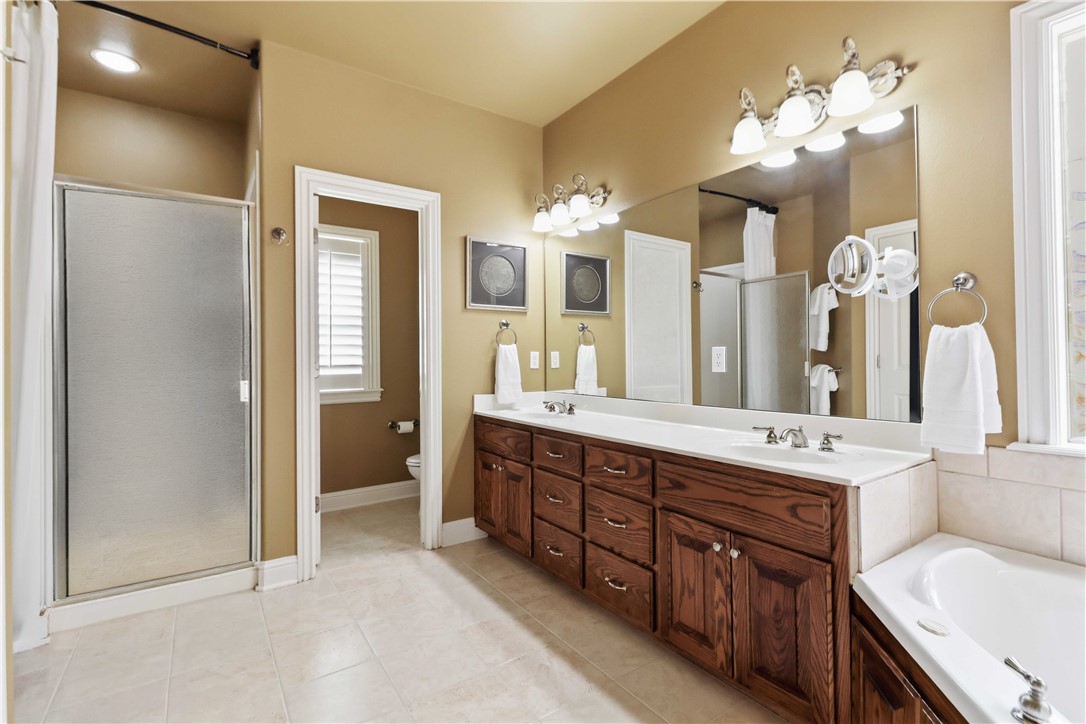 Kensington Ph 2 Bentonville - Residential