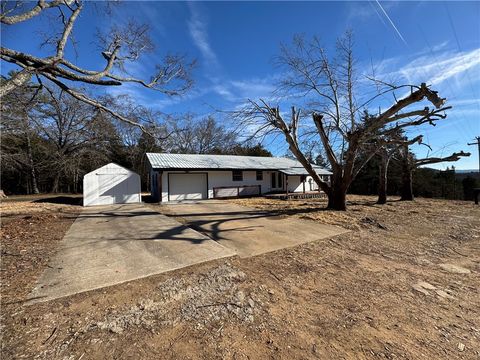 501 Pine Street Diamond City AR 72644