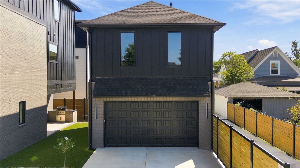 617 SW 2nd St, Bentonville, AR, 72712, USA, 5 Bedrooms Bedrooms, ,6 BathroomsBathrooms,Residential,Active,617 SW 2nd St,1353149