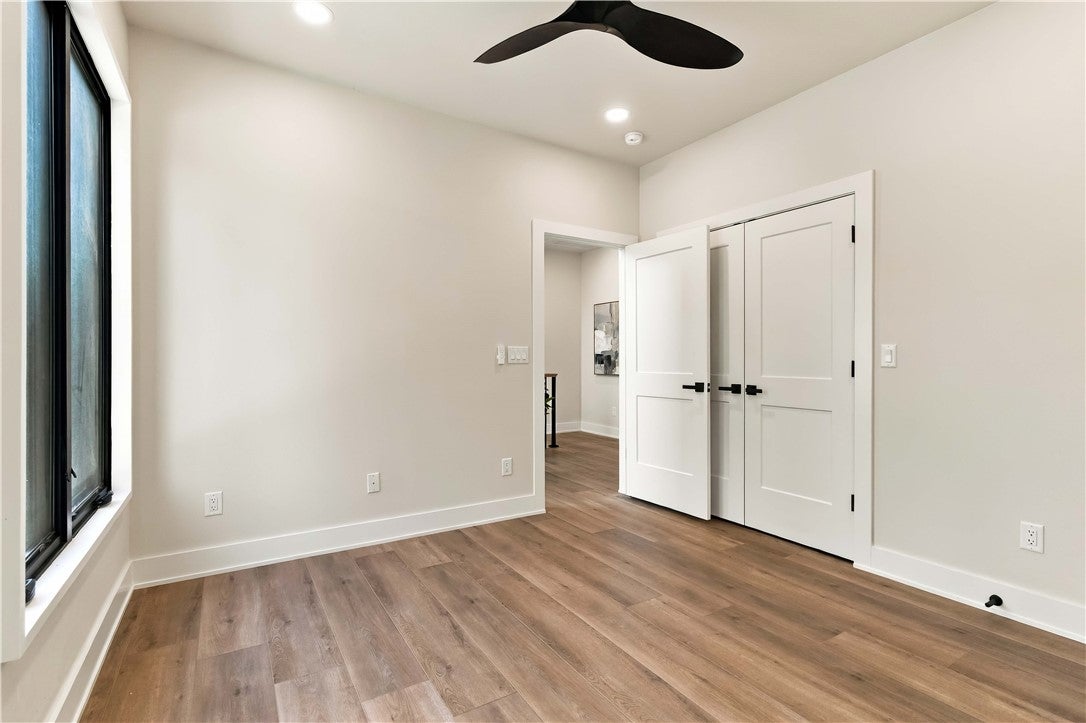 617 SW 2nd St, Bentonville, AR, 72712, USA, 5 Bedrooms Bedrooms, ,6 BathroomsBathrooms,Residential,Active,617 SW 2nd St,1353149