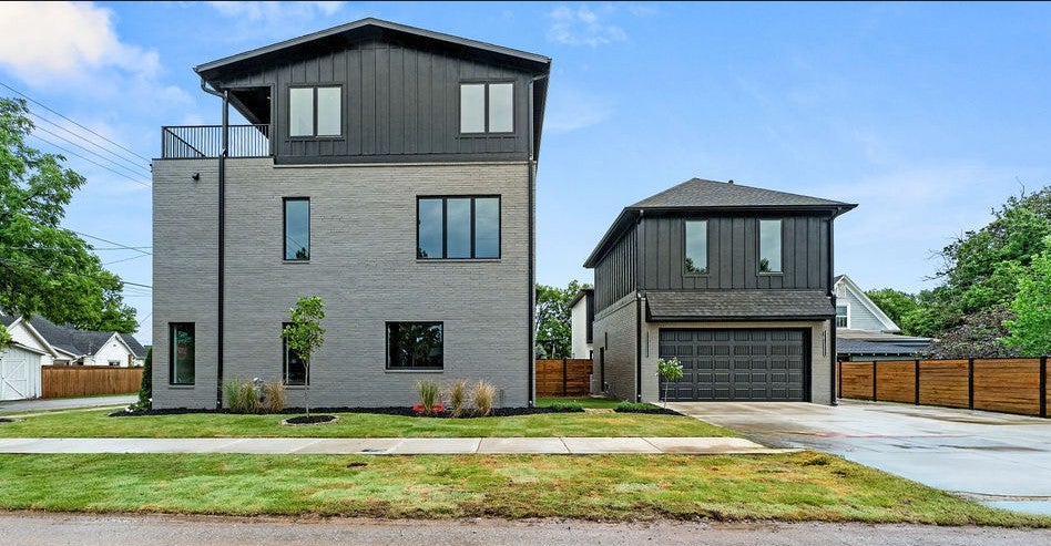 617 SW 2nd St, Bentonville, AR, 72712, USA, 5 Bedrooms Bedrooms, ,6 BathroomsBathrooms,Residential,Active,617 SW 2nd St,1353149