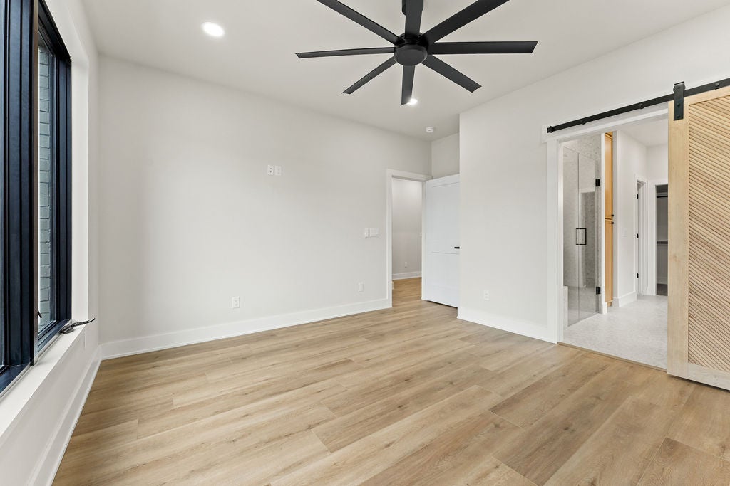 617 SW 2nd St, Bentonville, AR, 72712, USA, 5 Bedrooms Bedrooms, ,6 BathroomsBathrooms,Residential,Active,617 SW 2nd St,1353149