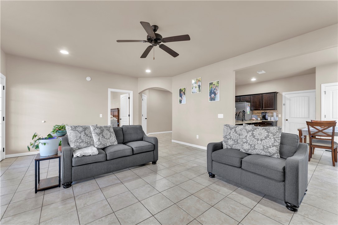 Rollers Ridge Sub Rogers - Residential