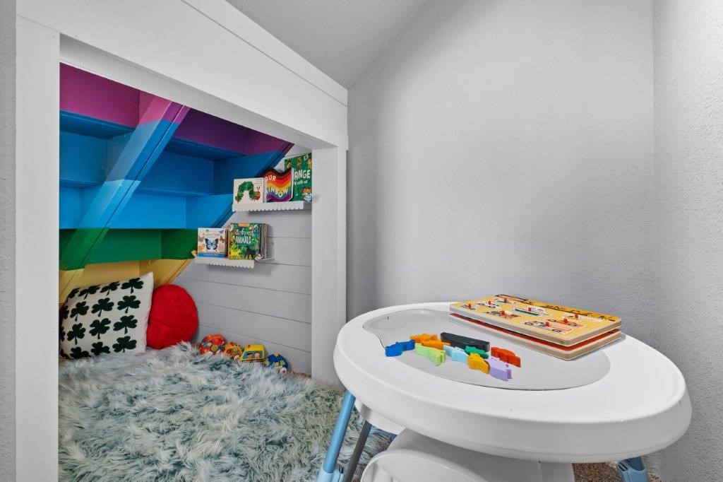 Oak Tree Centerton - Residential